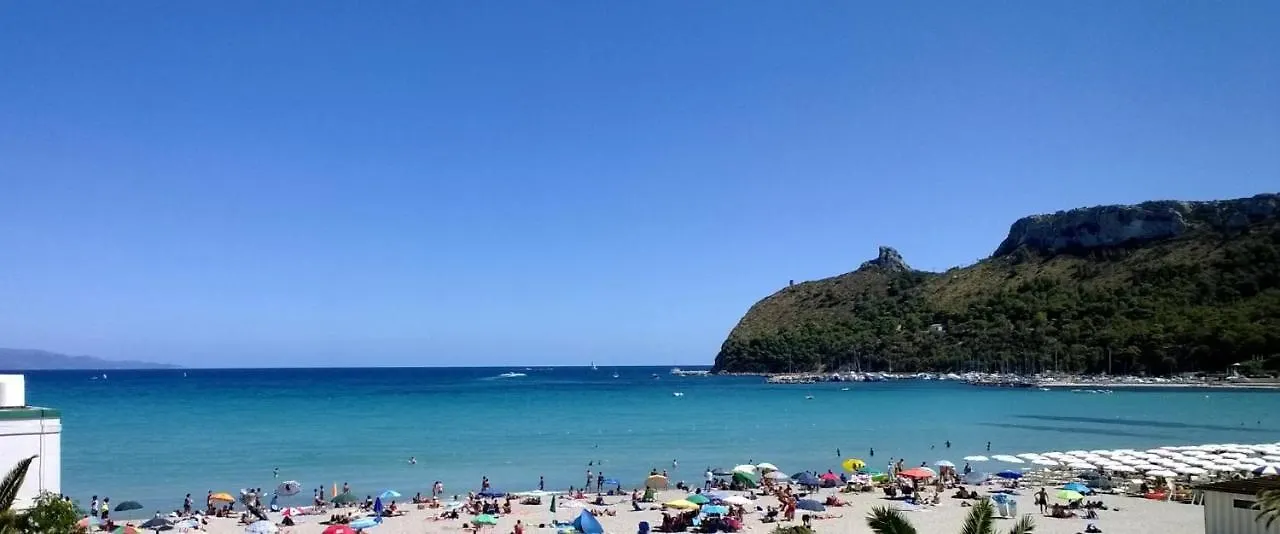 Poetto Beach House-Molara Due Cagliari 0*,